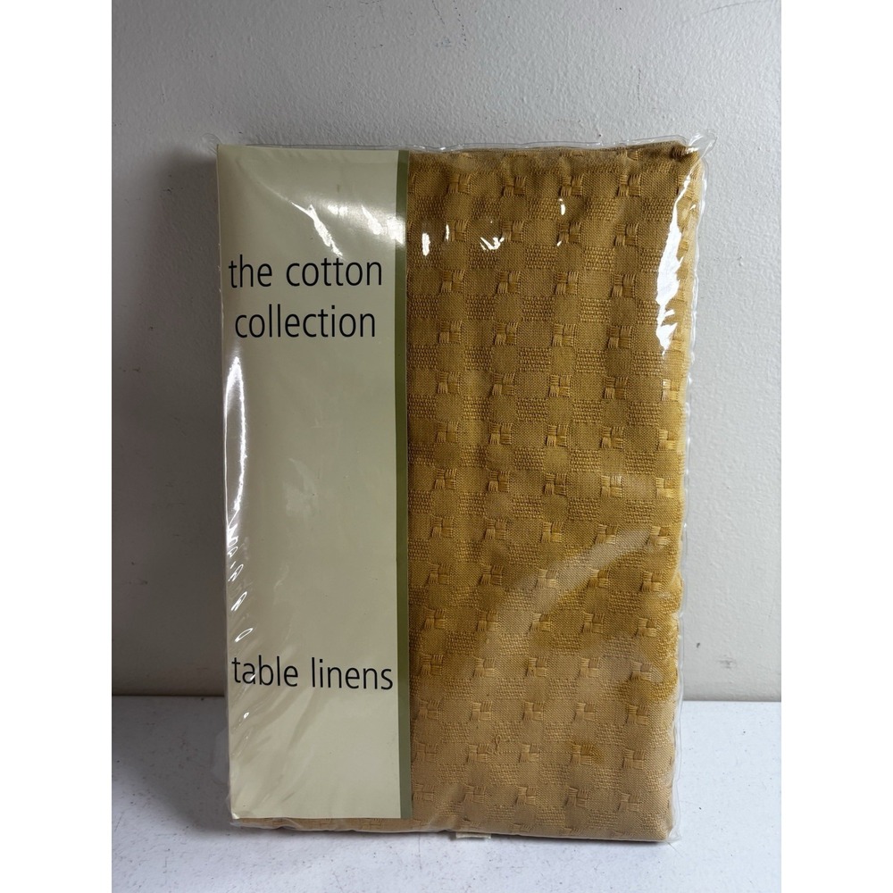 The Cotton Collection 70" Round Tablecloth Basket Weave Pattern Gold Linens NIP
